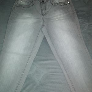 White jean for women